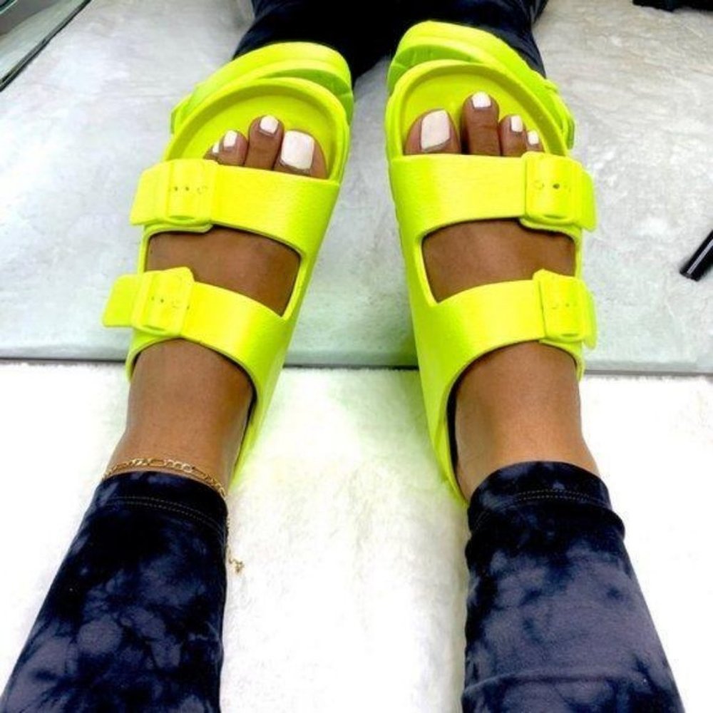 !!RESTOCKED!! Comfy Buckle Sandals in Neon Yellow - Picture 4 of 9